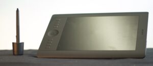 09 Intuos Pro Tablet
