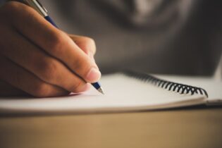 *SOLD OUT* Writing a Documentary Treatment with Jim Agapito